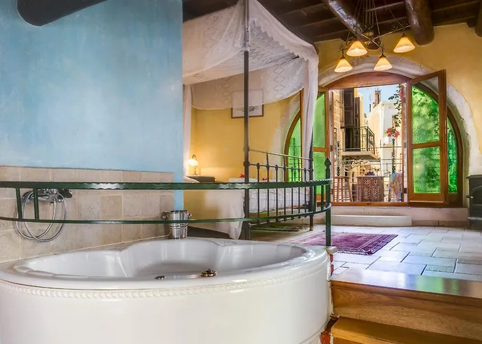 Ifigenia Trad.rooms In Oldtown By.marios Δωμάτια σε οικογενειακή κατοικία Χανιά