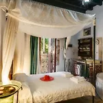 Ifigenia Trad.rooms In Oldtown By.marios * Χανιά