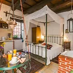 Ifigenia Trad.rooms In Oldtown By.marios Δωμάτια σε οικογενειακή κατοικία Χανιά
