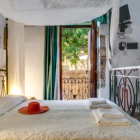 홈스테이 Ifigenia Trad.rooms In Oldtown By.marios *