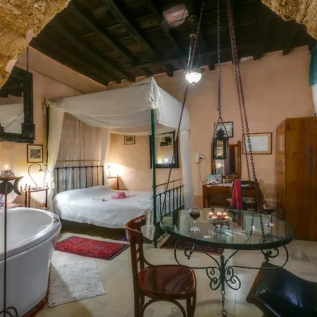 Ifigenia Trad.rooms In Oldtown By.marios 홈스테이 *