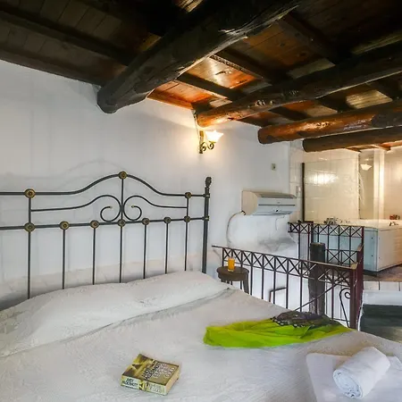 Ifigenia Trad.rooms In Oldtown By.marios * Hriszí Aktí Haniá