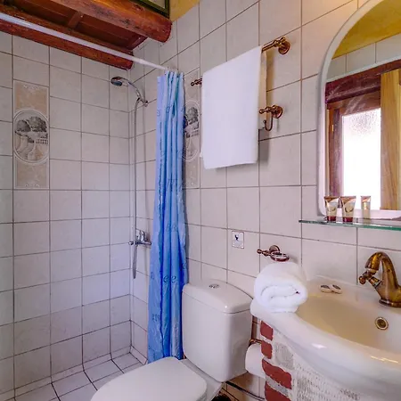 Ifigenia Trad.rooms In Oldtown By.marios * Hriszí Aktí Haniá