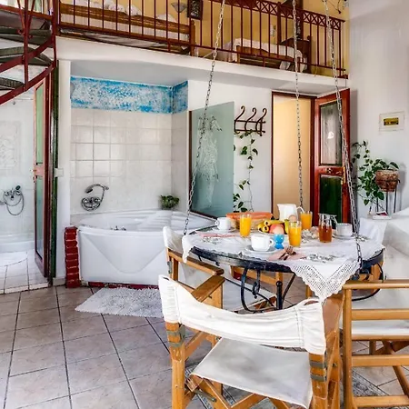 Ifigenia Trad.rooms In Oldtown By.marios Homestay *
