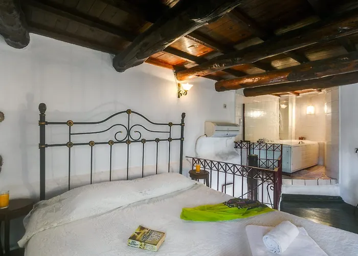 Ifigenia Trad.rooms In Oldtown By.marios * Chania (Crete)