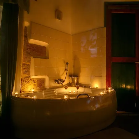 Ifigenia Trad.rooms In Oldtown By.marios * خانيا