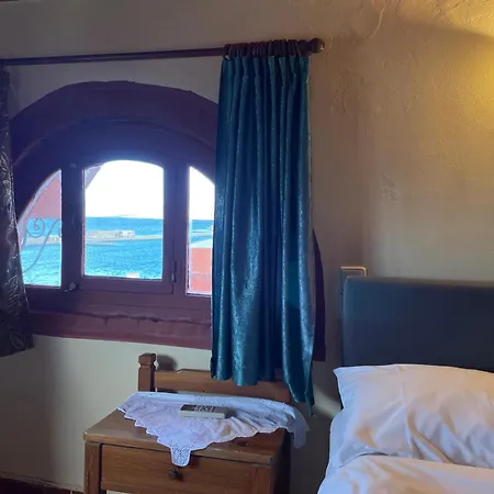 Ifigenia Trad.rooms In Oldtown By.marios *