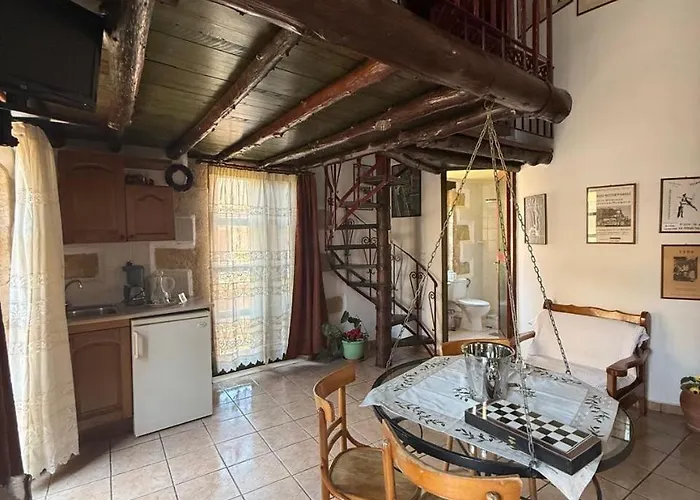 Ifigenia Trad.rooms In Oldtown By.marios חאניה