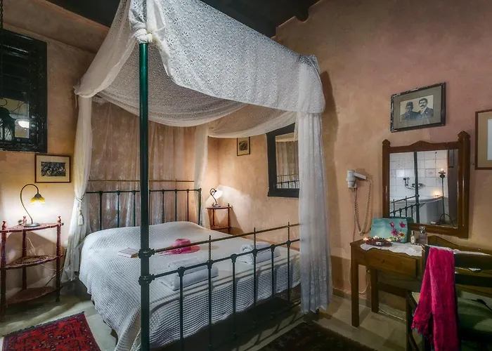 Ifigenia Trad.rooms In Oldtown By.marios בית אירוח חאניה